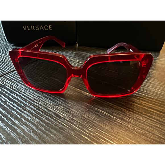 Versace Designer Sunglasses – Red Square Frame with Brown Lenses 54mm - Picture 6 of 10